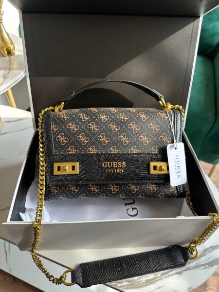 حقيبه GUESS ماستر كولتي شامله البوكس <br> <span class='text-color-warm'>بيعت كلها </span>